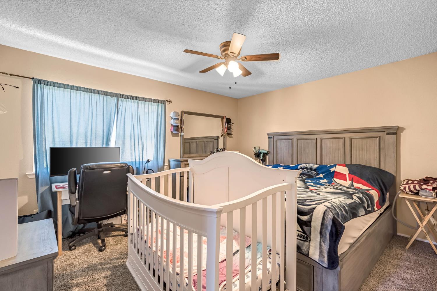 2123 S Winery Ave, Fresno, CA 93725