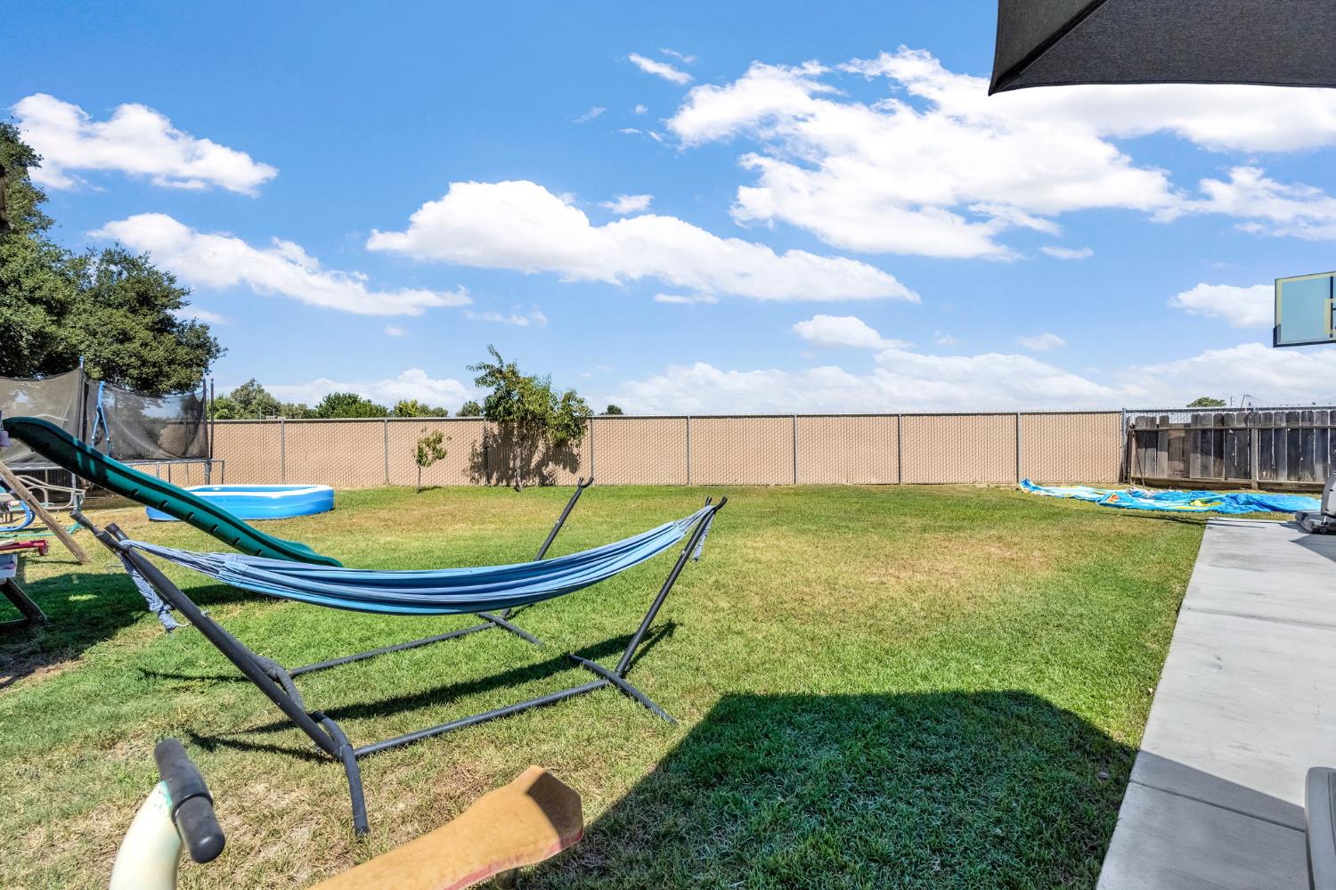 2123 S Winery Ave, Fresno, CA 93725