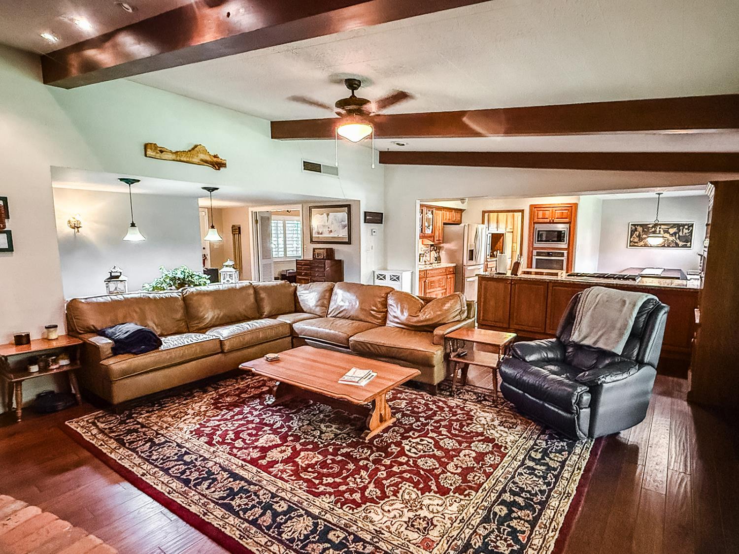 1647 W Wrenwood Ave, Fresno, CA 93711