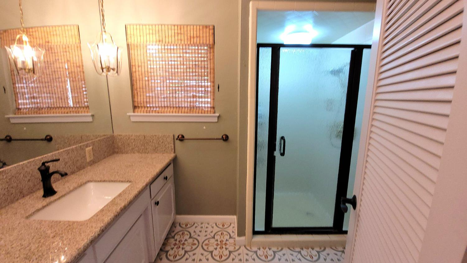 1647 W Wrenwood Ave, Fresno, CA 93711