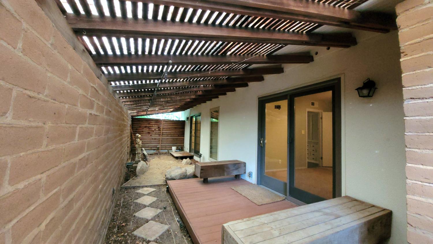 1647 W Wrenwood Ave, Fresno, CA 93711