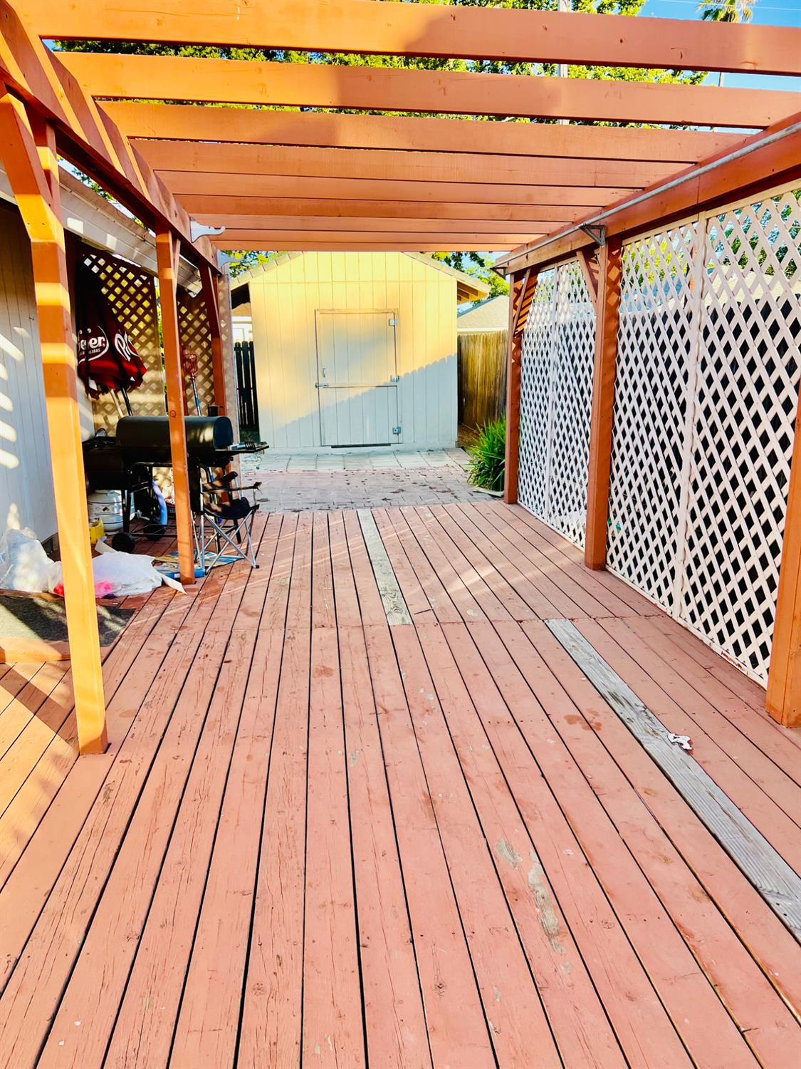 1416 Lomas Way, Sacramento, CA 95822