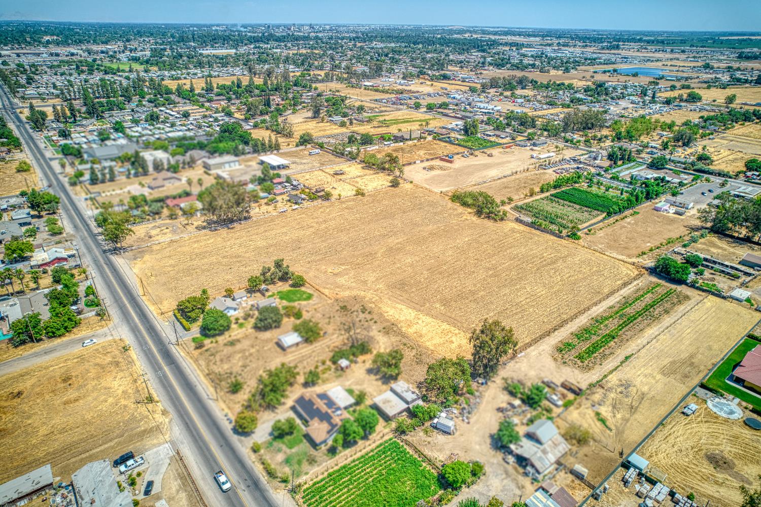 0 0 McKinley, Fresno, CA 93722