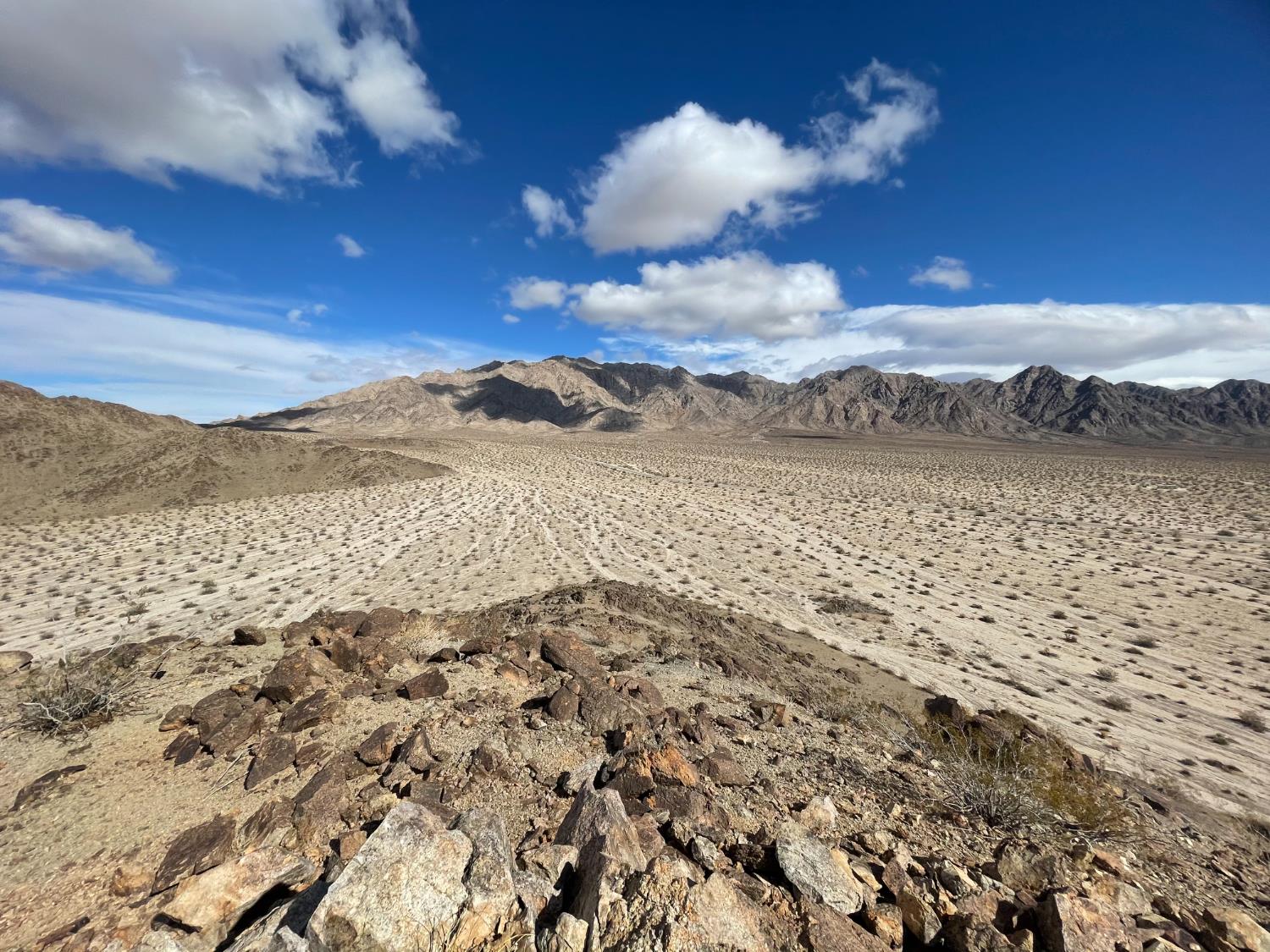 10 Bell King Ln, Twentynine Palms, CA 92277