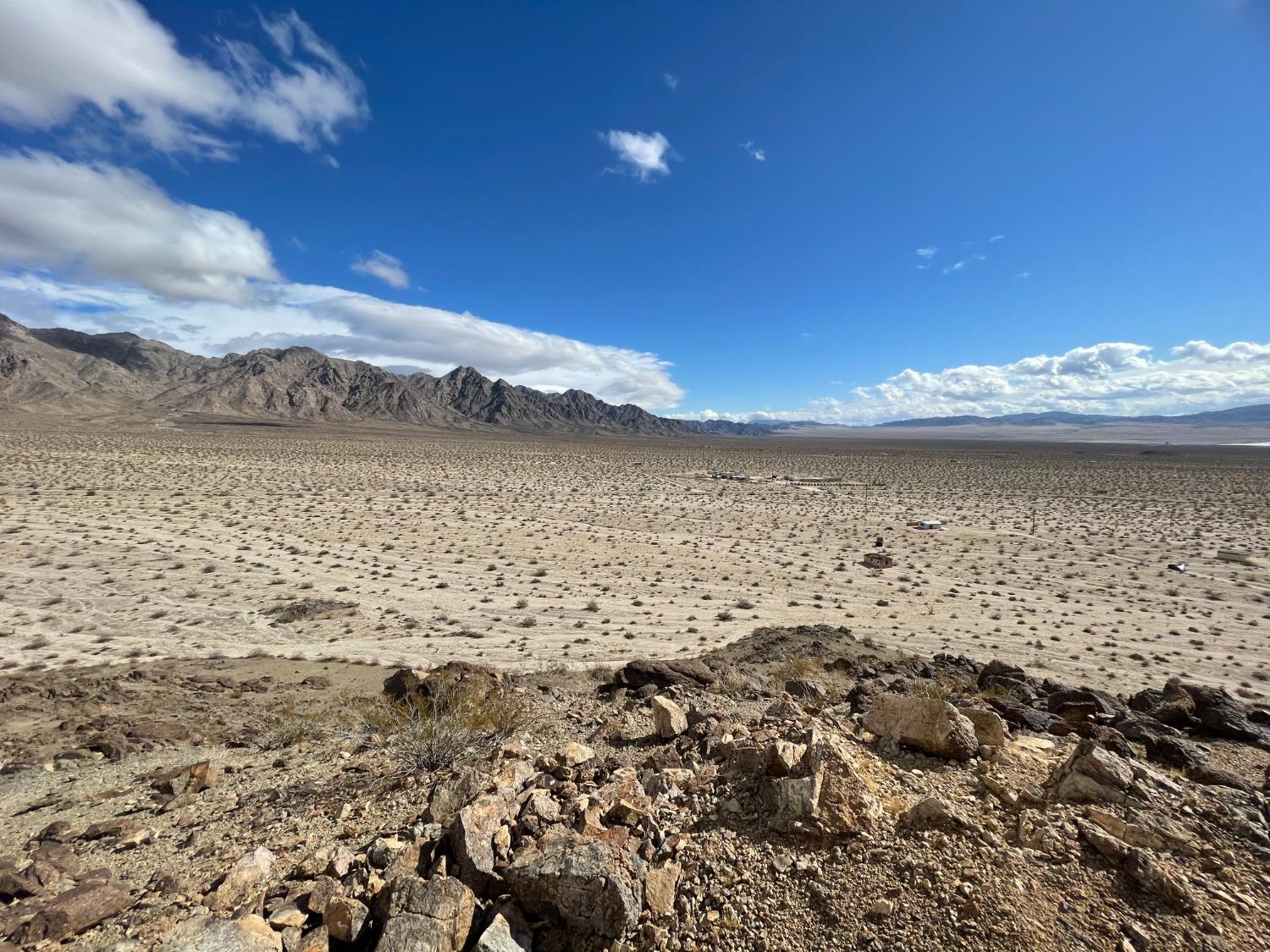 10 Bell King Ln, Twentynine Palms, CA 92277