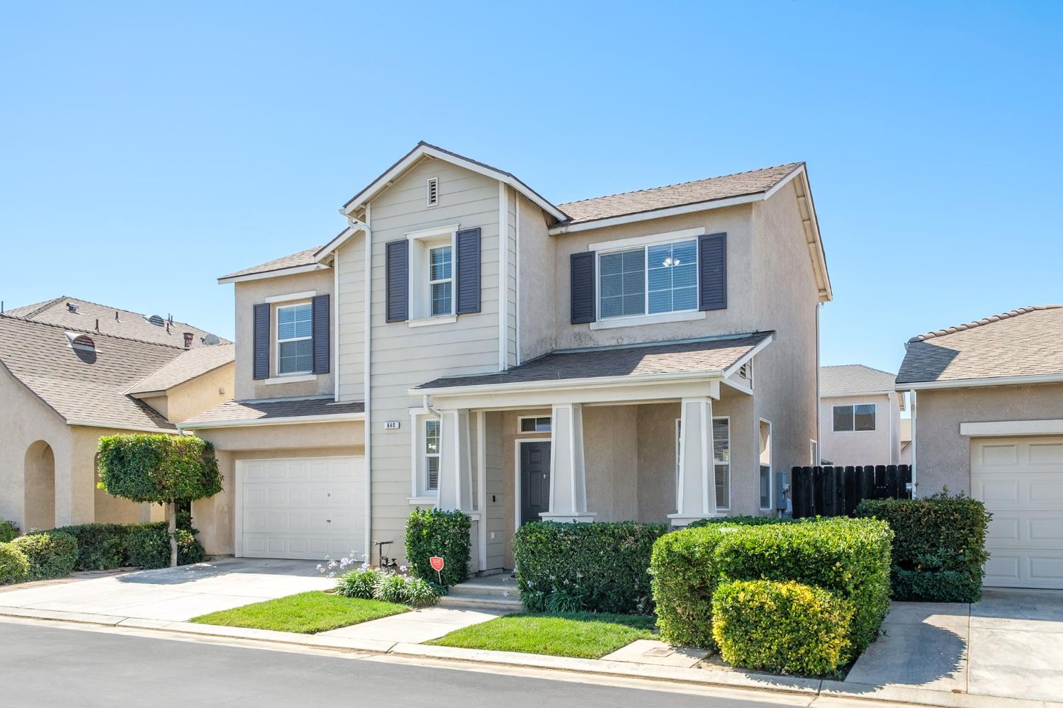 640 W Casanova Ln, Clovis, CA 93619