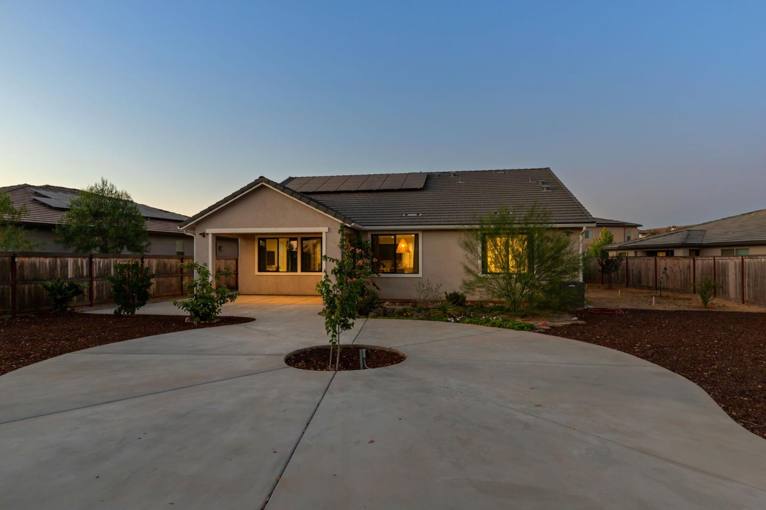 1022 Moonrise Way, Madera, CA 93636