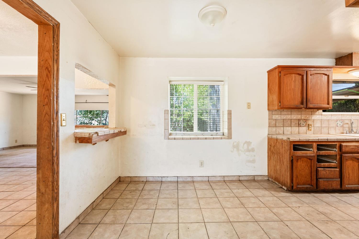 27592 Avenue 16, Madera, CA 93638