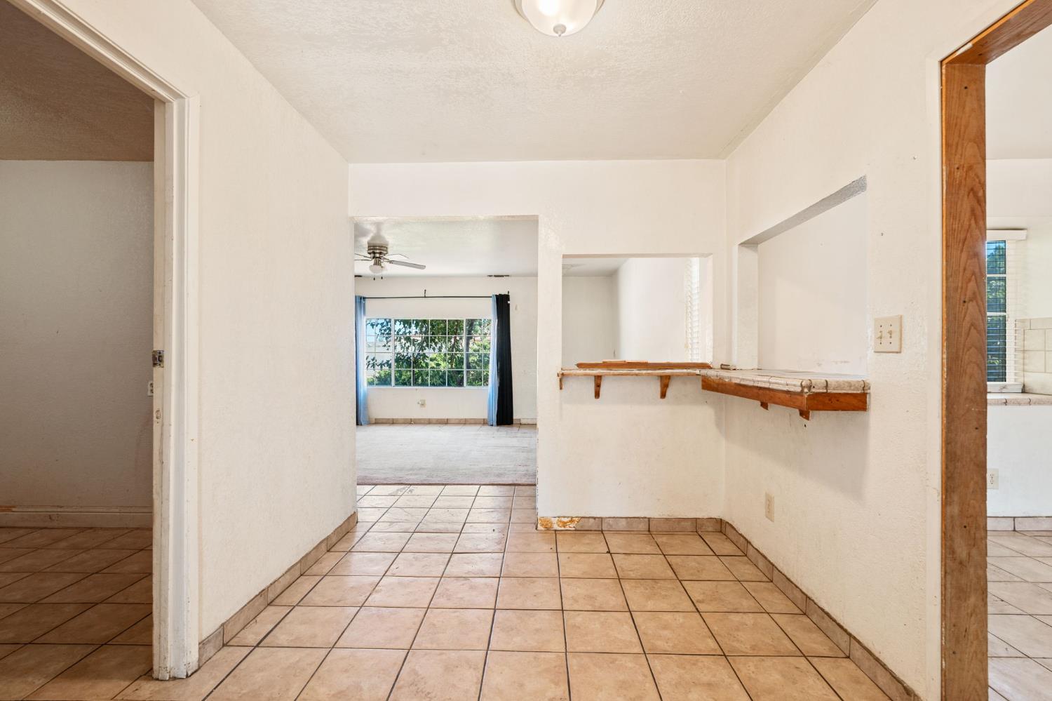 27592 Avenue 16, Madera, CA 93638