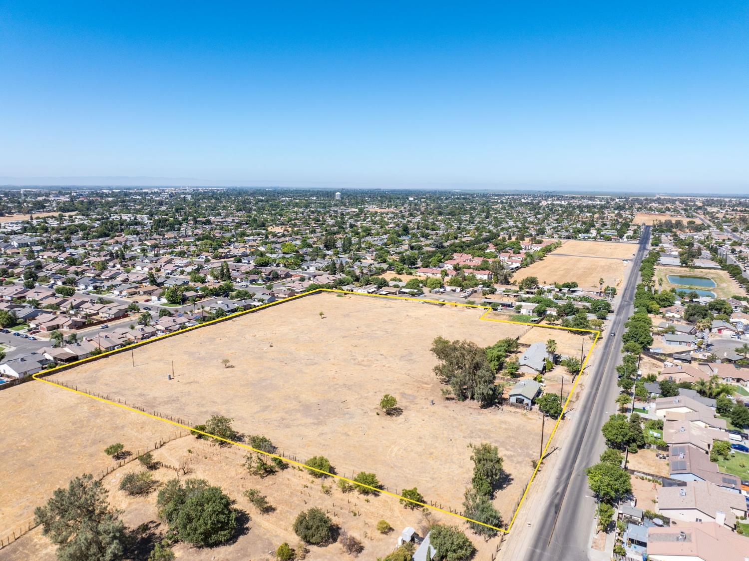 27592 Avenue 16, Madera, CA 93638