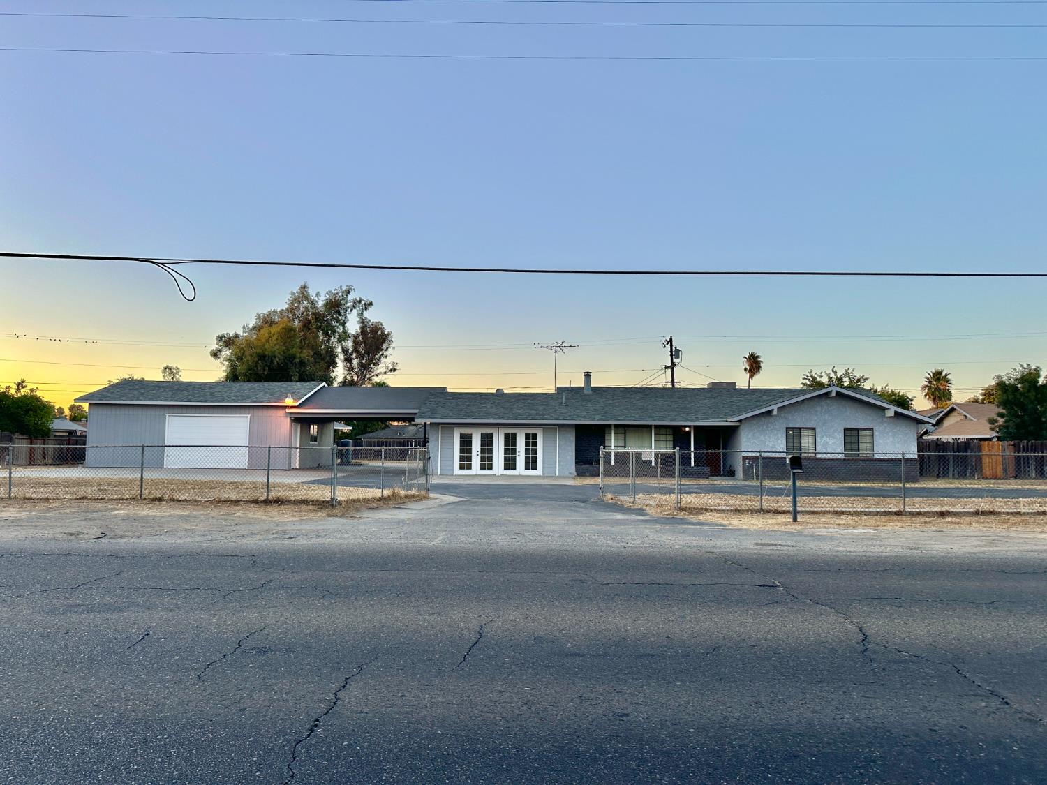 4694 W Shields Ave, Fresno, CA 93722