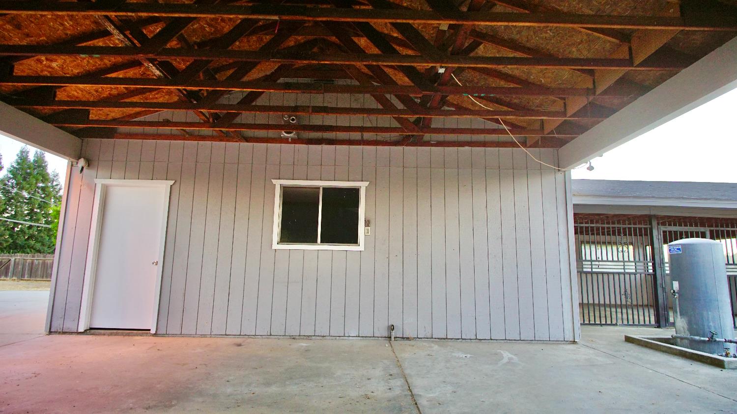 4694 W Shields Ave, Fresno, CA 93722