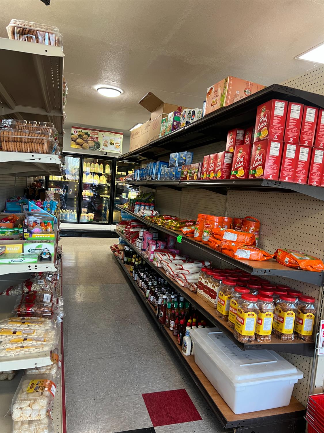 200 W Olive Ave, Madera, CA 93637