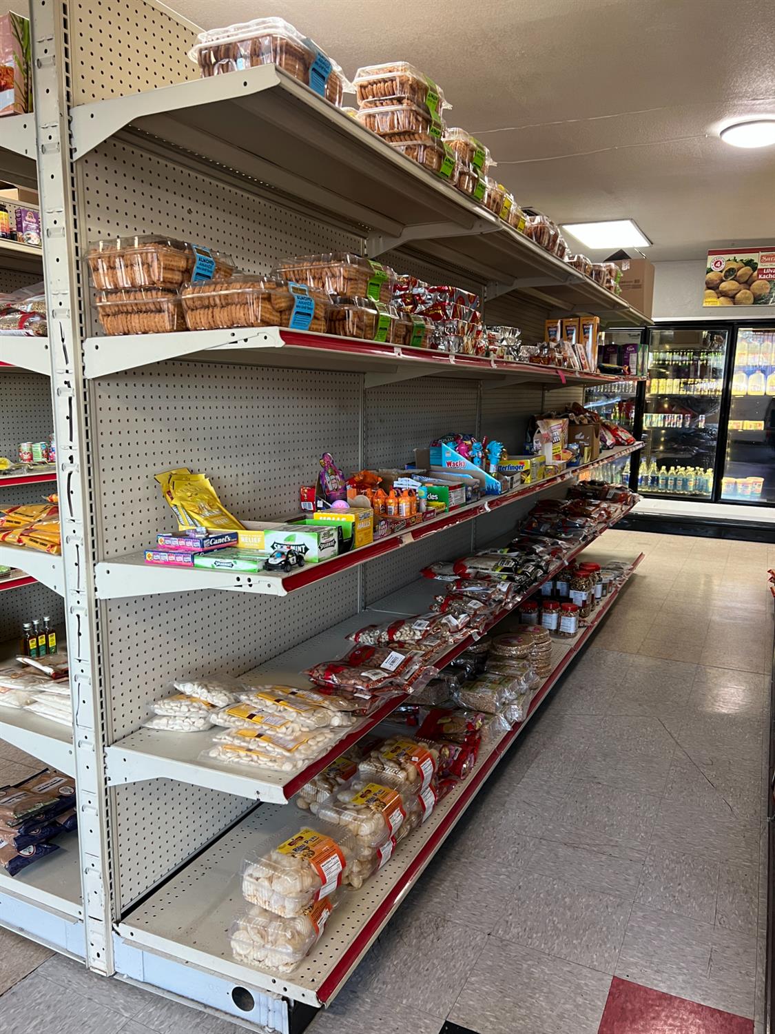 200 W Olive Ave, Madera, CA 93637