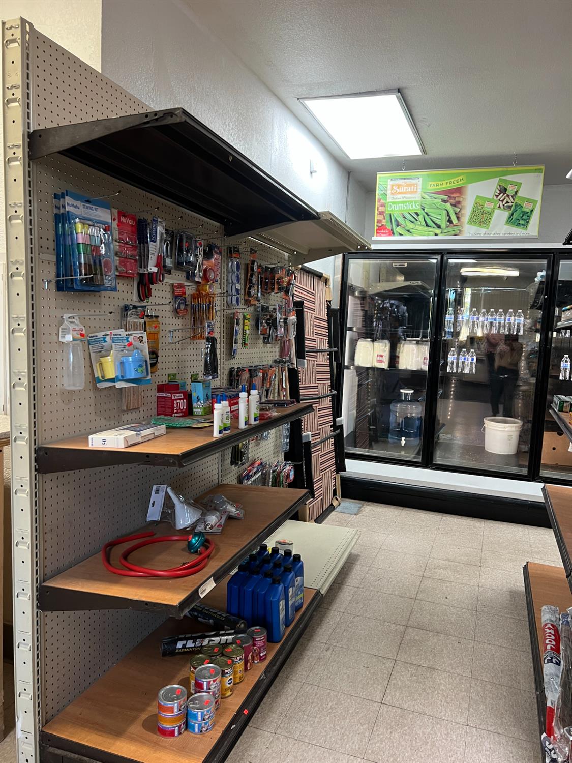 200 W Olive Ave, Madera, CA 93637