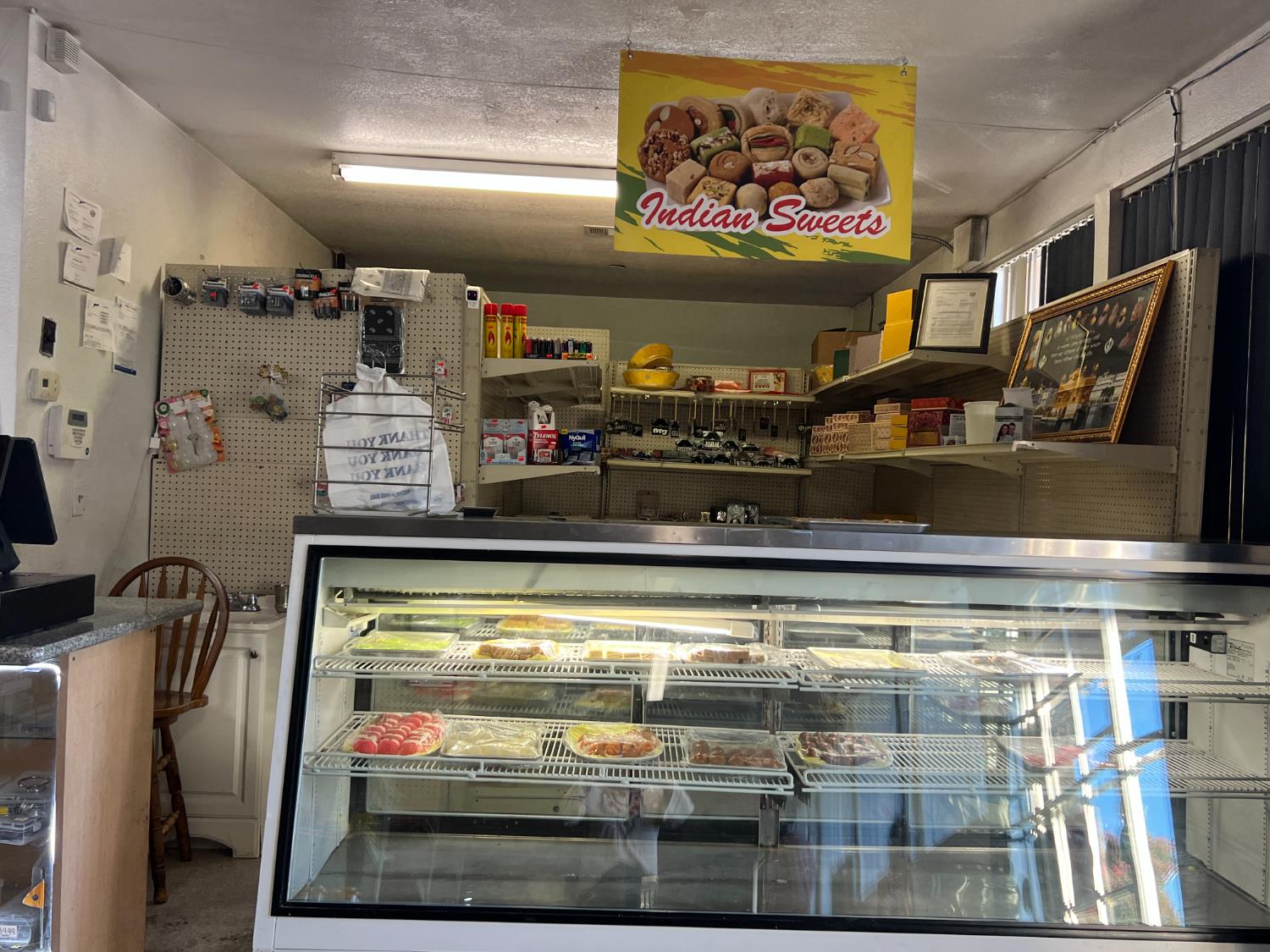 200 W Olive Ave, Madera, CA 93637