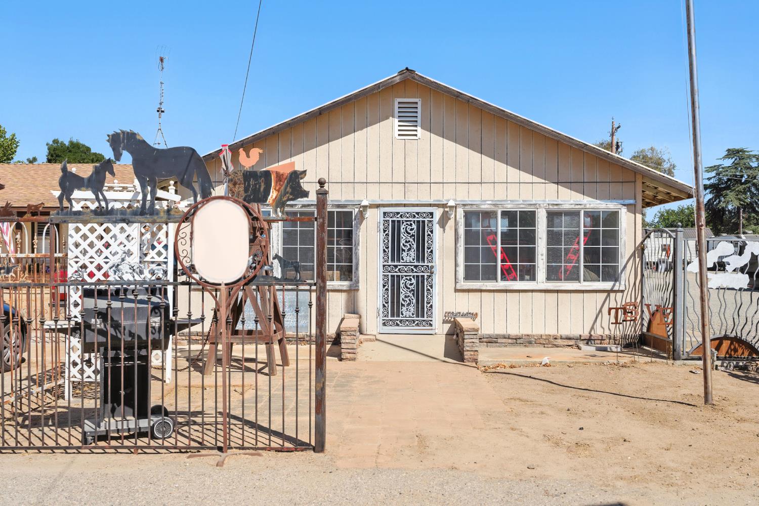 27785 Hwy 145, Madera, CA 93638