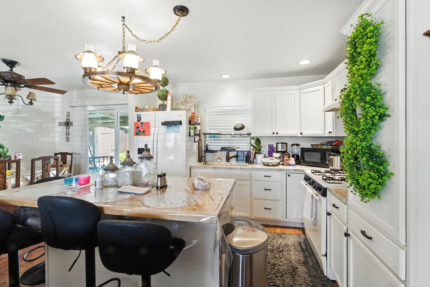 27785 Hwy 145, Madera, CA 93638