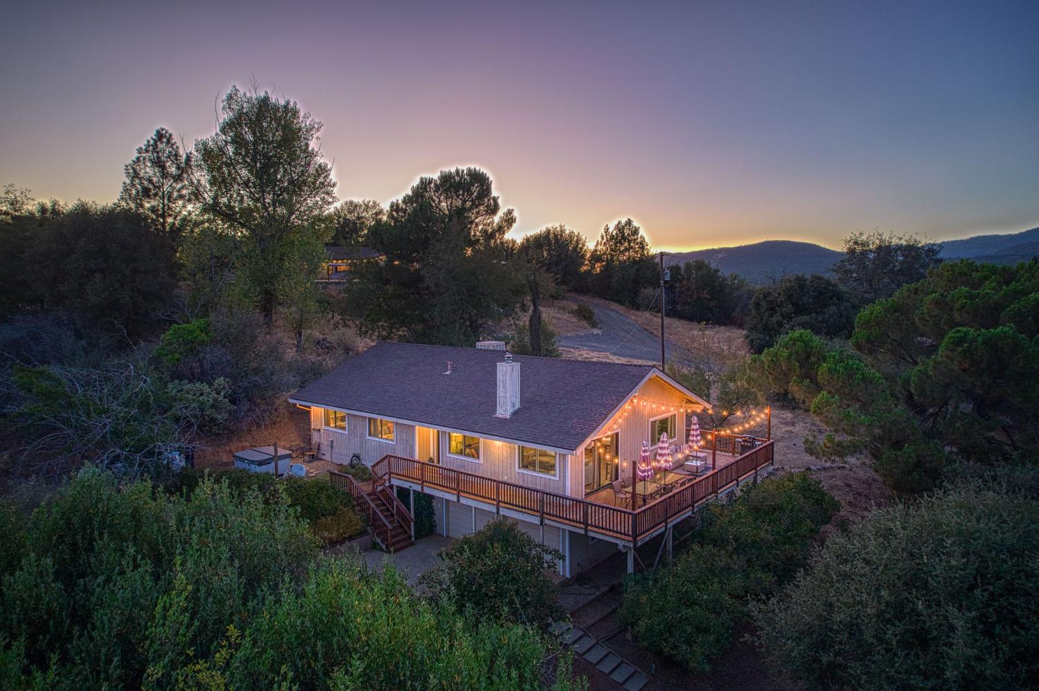 46688 Eastwood Dr N, Oakhurst, CA 93644