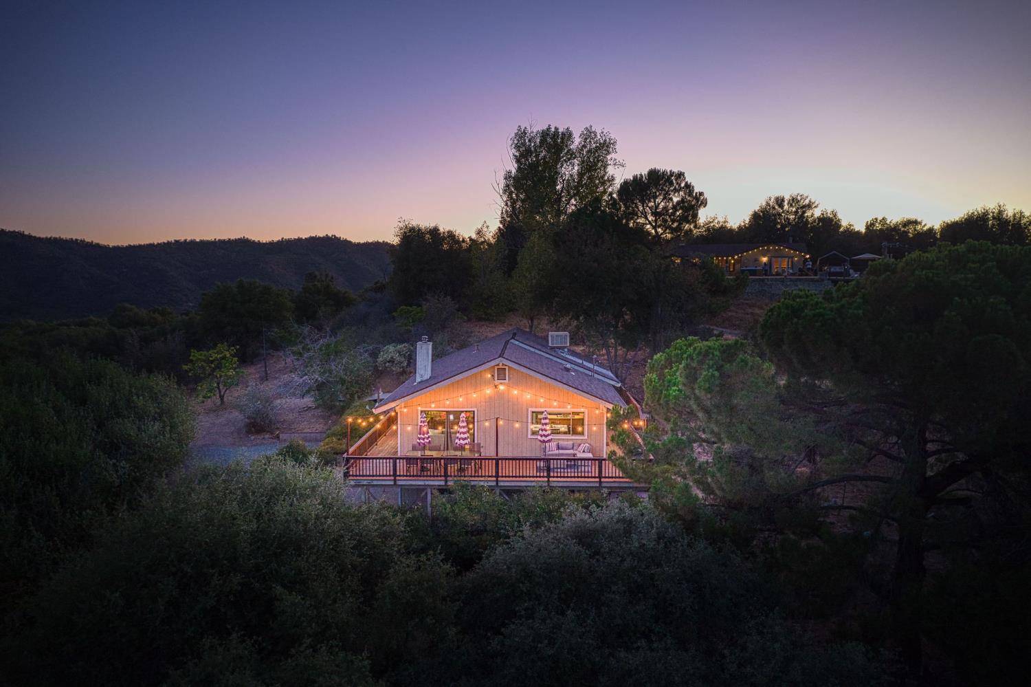 46688 Eastwood Dr N, Oakhurst, CA 93644