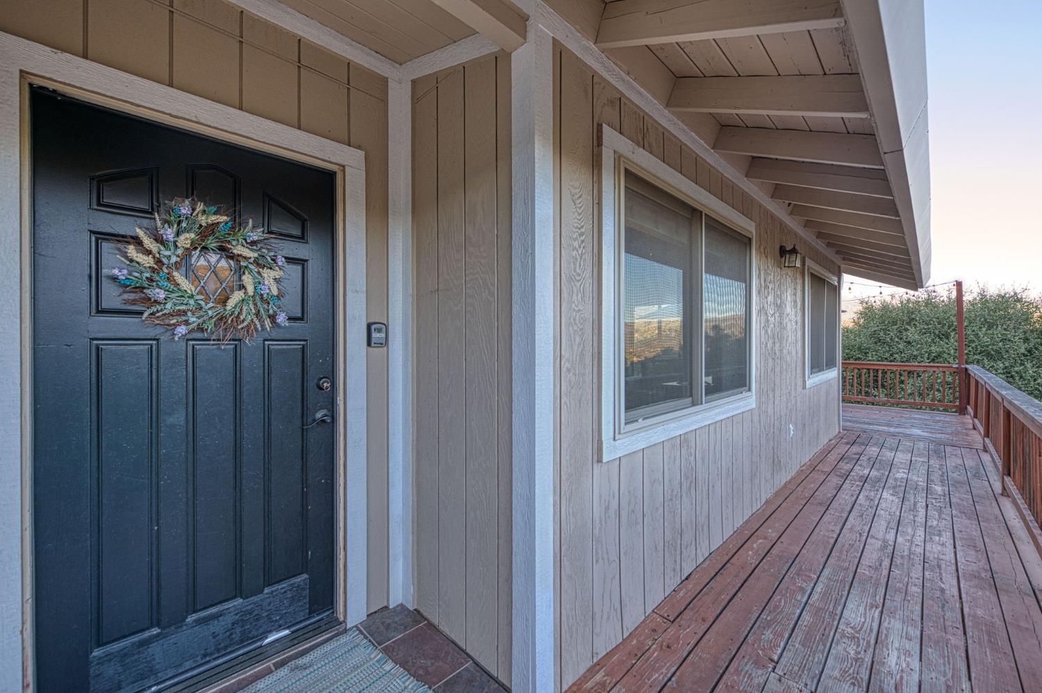 46688 Eastwood Dr N, Oakhurst, CA 93644