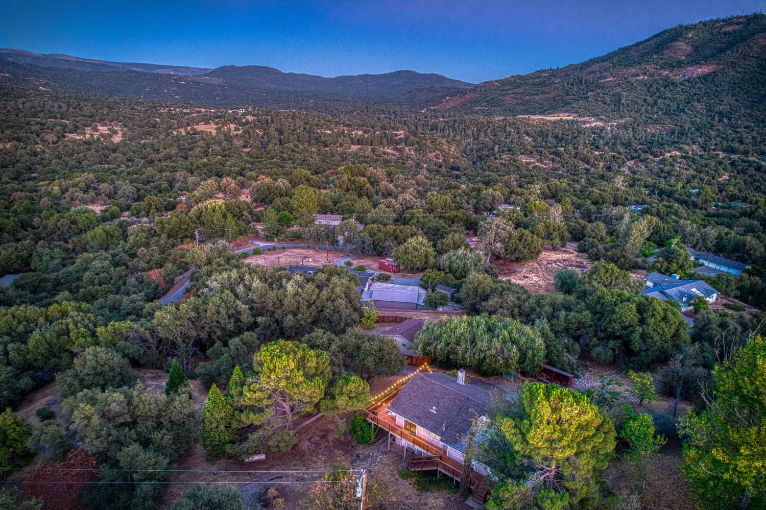 46688 Eastwood Dr N, Oakhurst, CA 93644