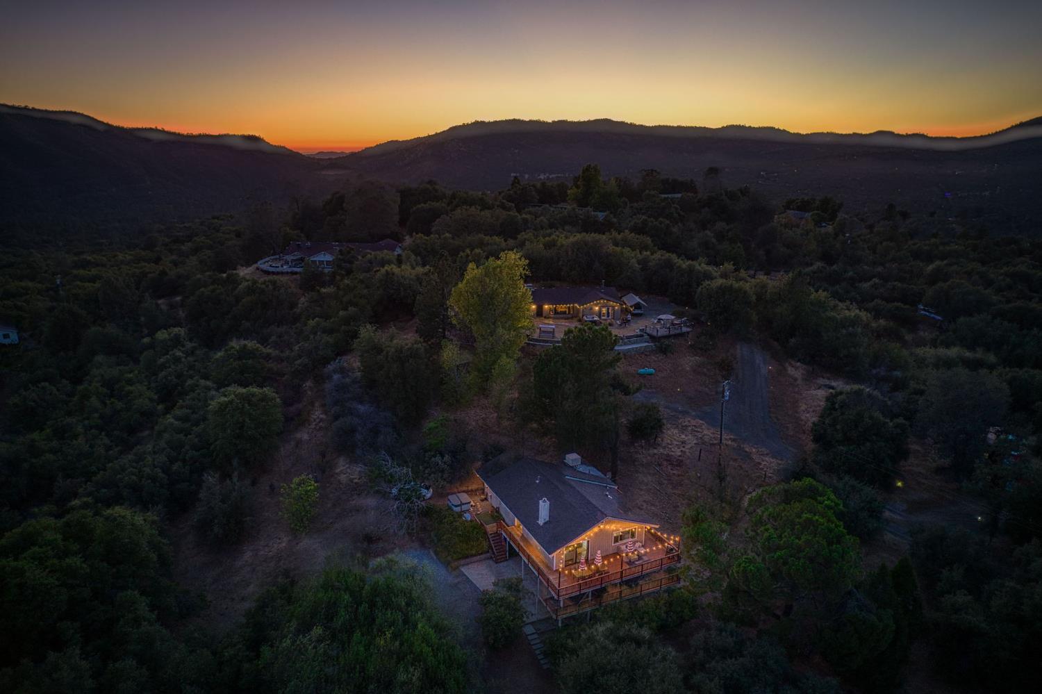 46688 Eastwood Dr N, Oakhurst, CA 93644