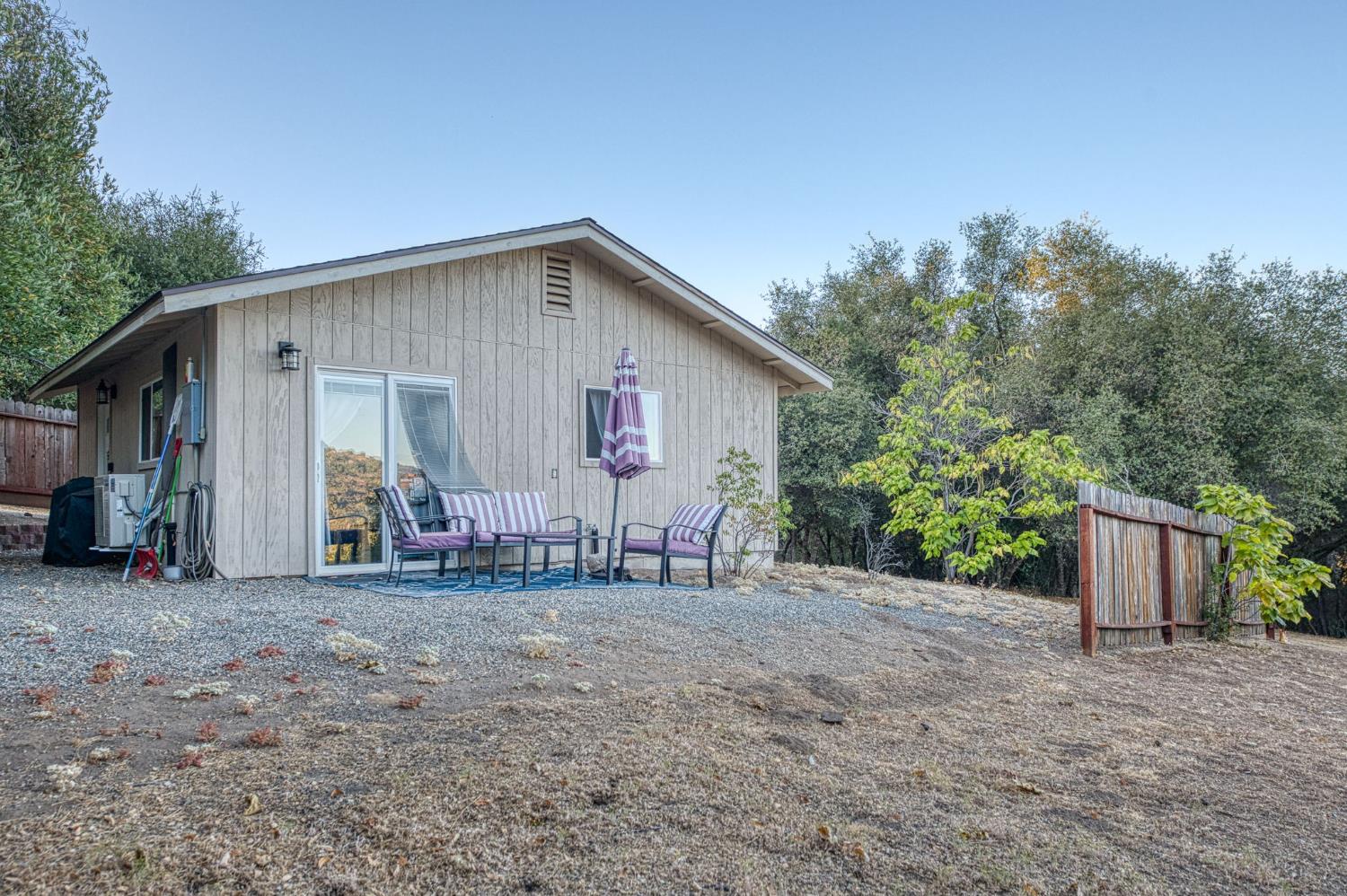 46688 Eastwood Dr N, Oakhurst, CA 93644