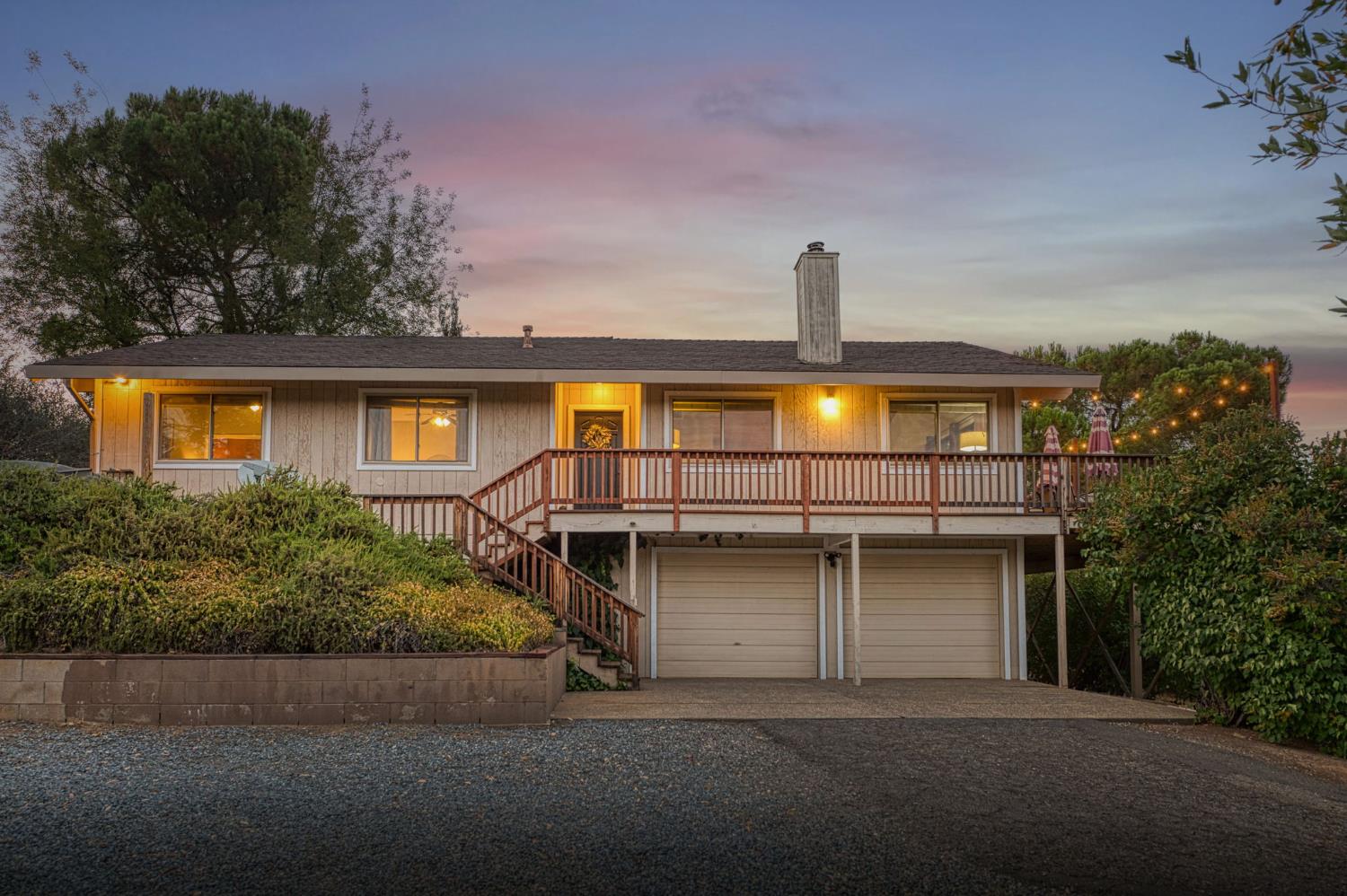 46688 Eastwood Dr N, Oakhurst, CA 93644