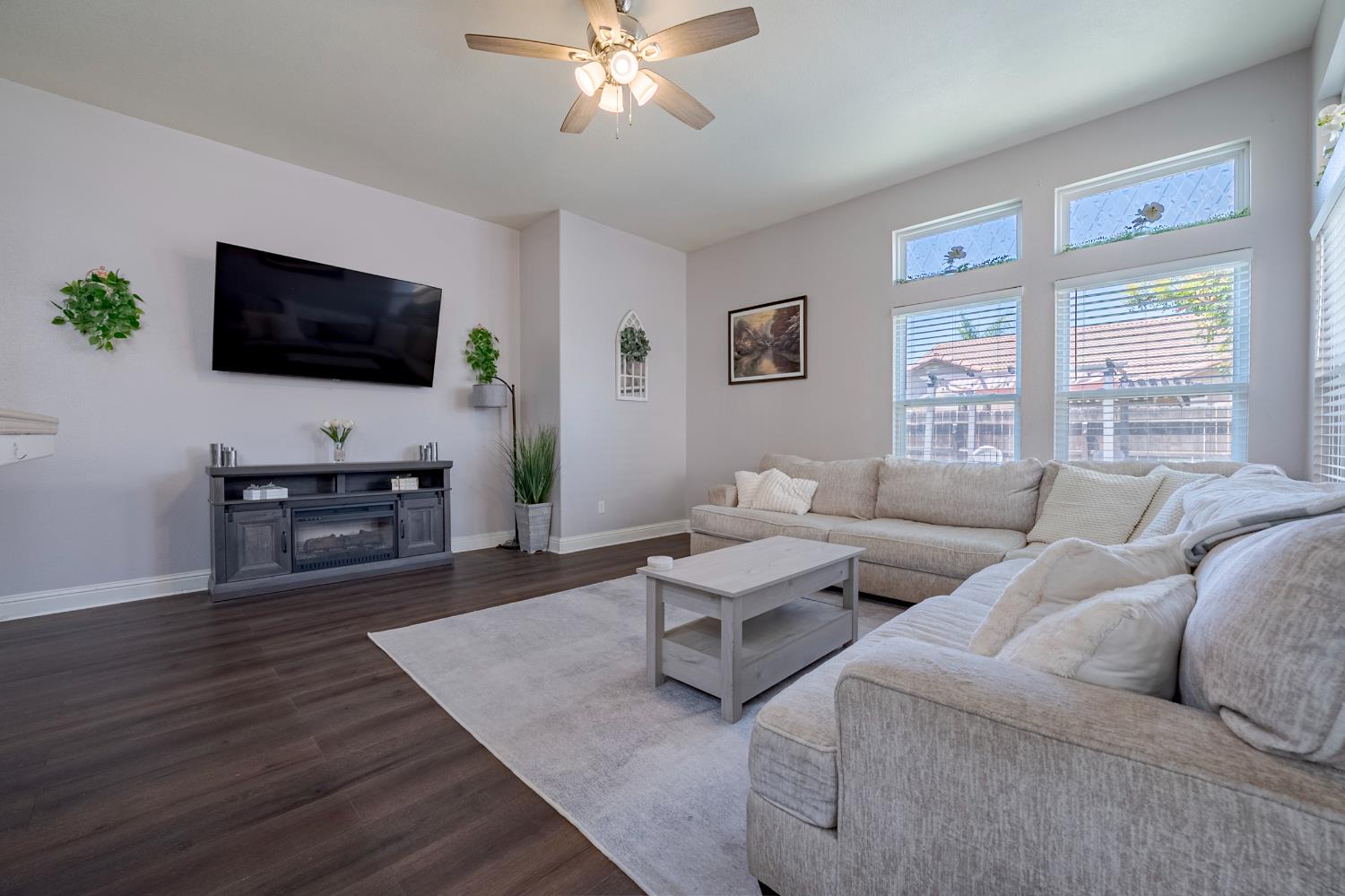 2657 PEANUT, Madera, CA 93637