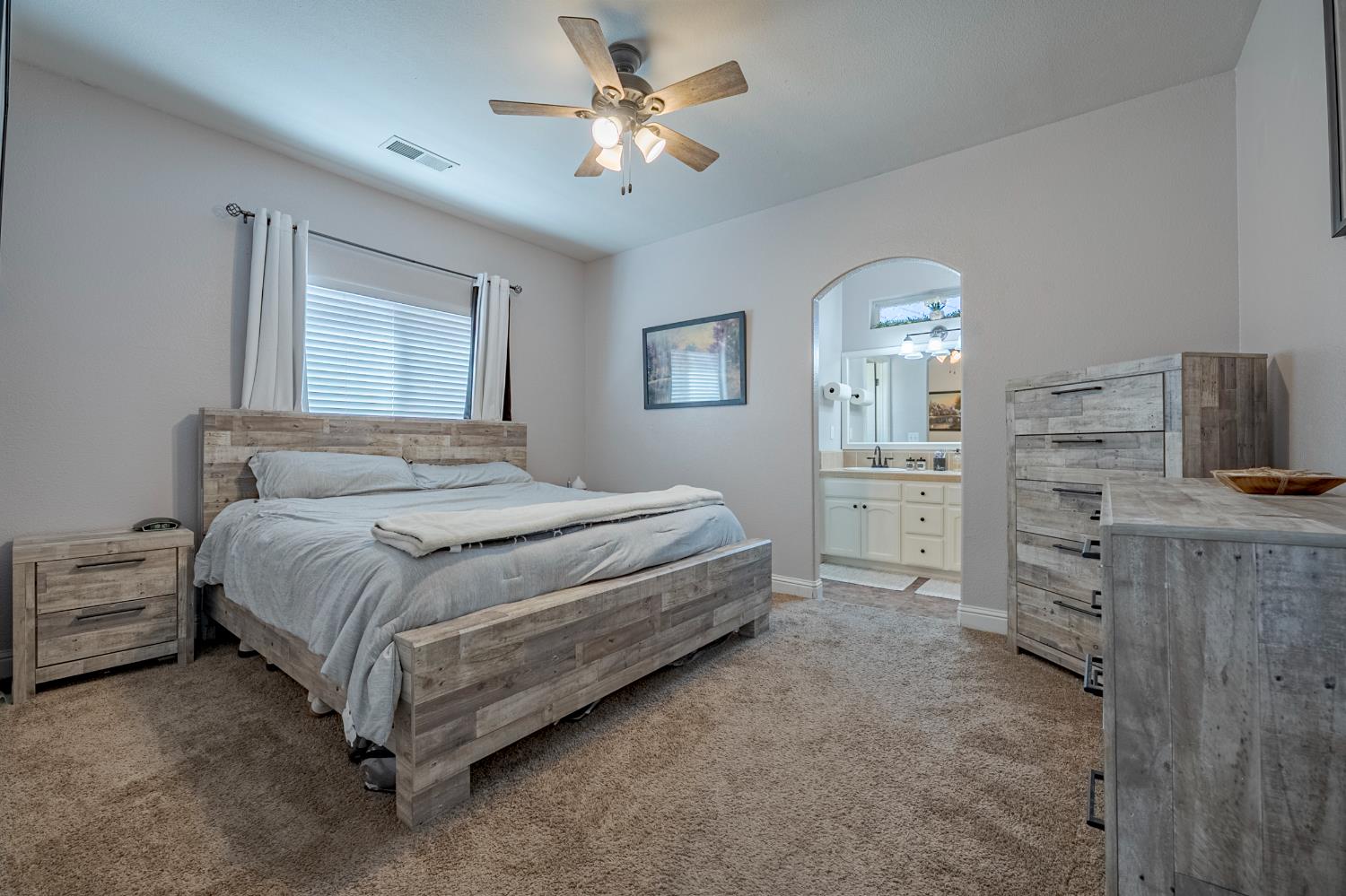2657 PEANUT, Madera, CA 93637