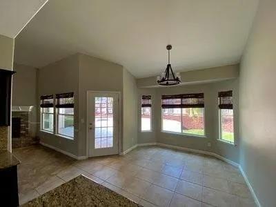 2960 E Christopher Dr, Fresno, CA 93720