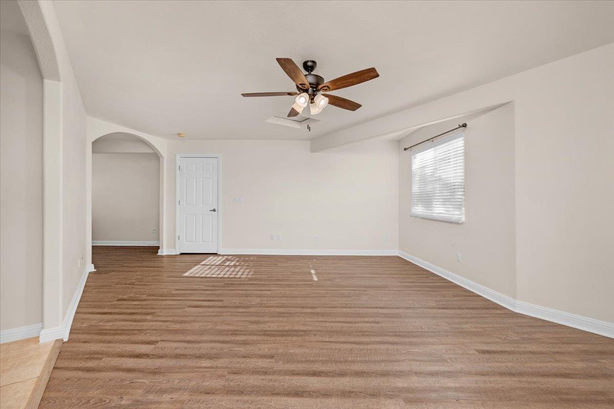 3271 E Muscat, Fresno, CA 93725