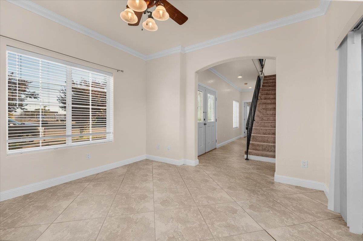 3271 E Muscat, Fresno, CA 93725