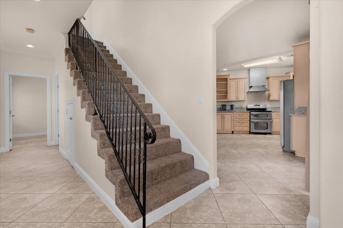 3271 E Muscat, Fresno, CA 93725