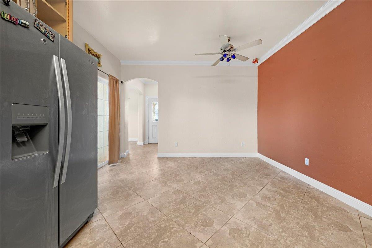 3271 E Muscat, Fresno, CA 93725