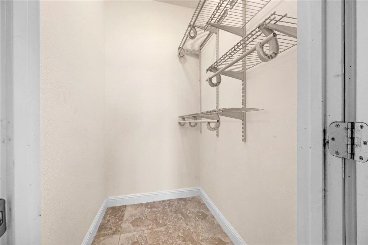 3271 E Muscat, Fresno, CA 93725