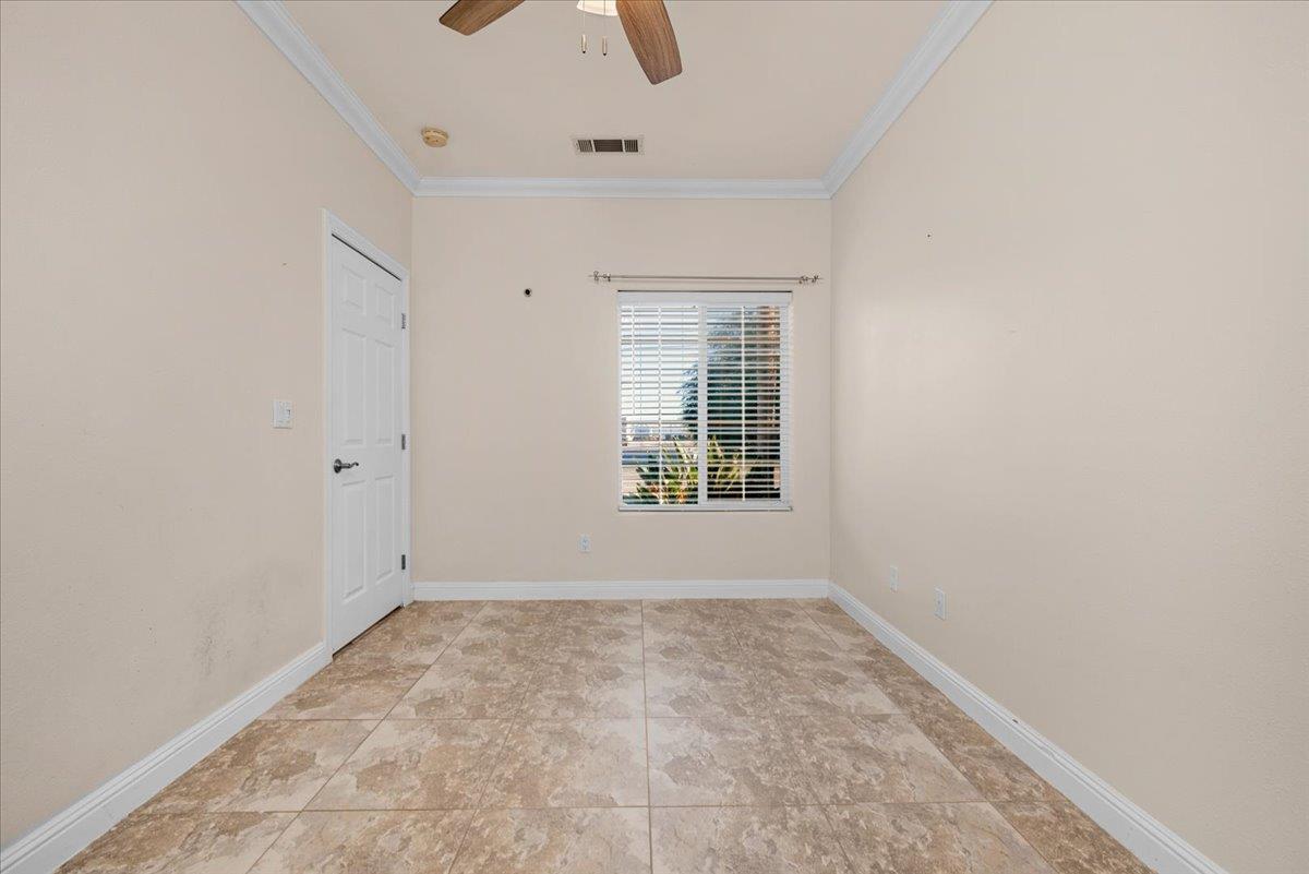 3271 E Muscat, Fresno, CA 93725