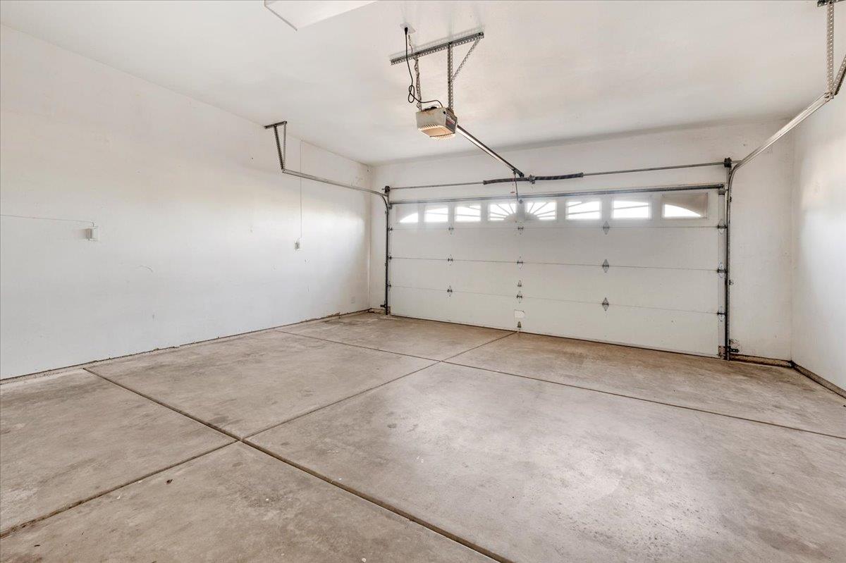 3271 E Muscat, Fresno, CA 93725