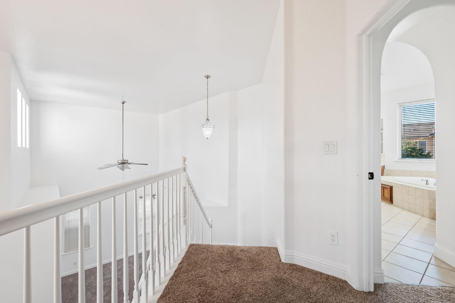 6632 W Dovewood Ln, Fresno, CA 93723