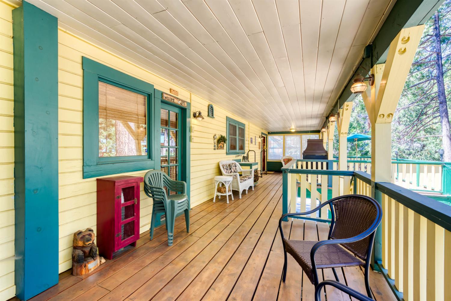 42025 Tollhouse Rd, Shaver Lake, CA 93664