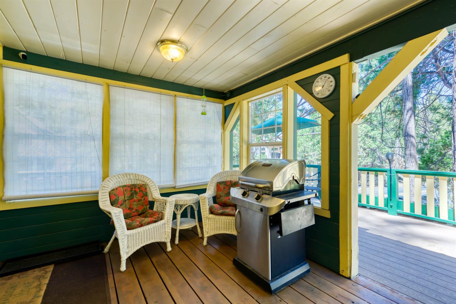 42025 Tollhouse Rd, Shaver Lake, CA 93664