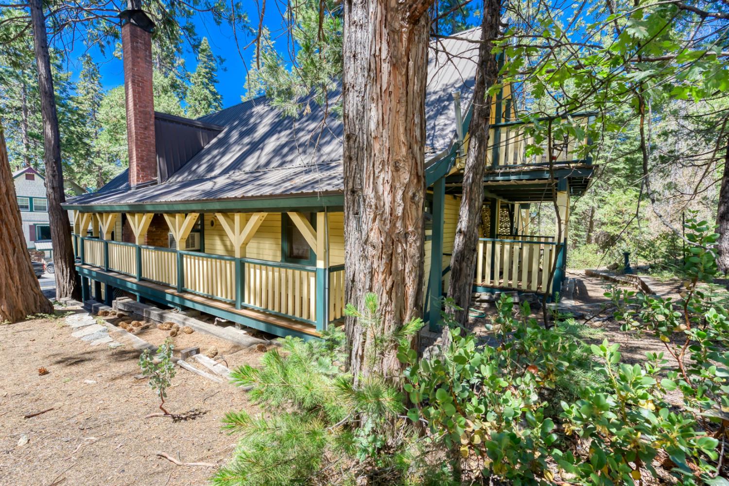 42025 Tollhouse Rd, Shaver Lake, CA 93664