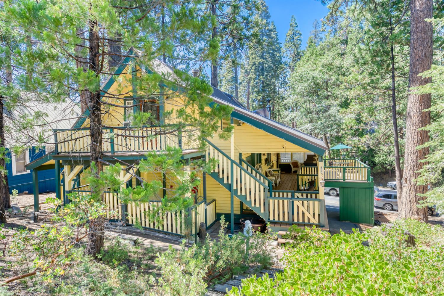 42025 Tollhouse Rd, Shaver Lake, CA 93664
