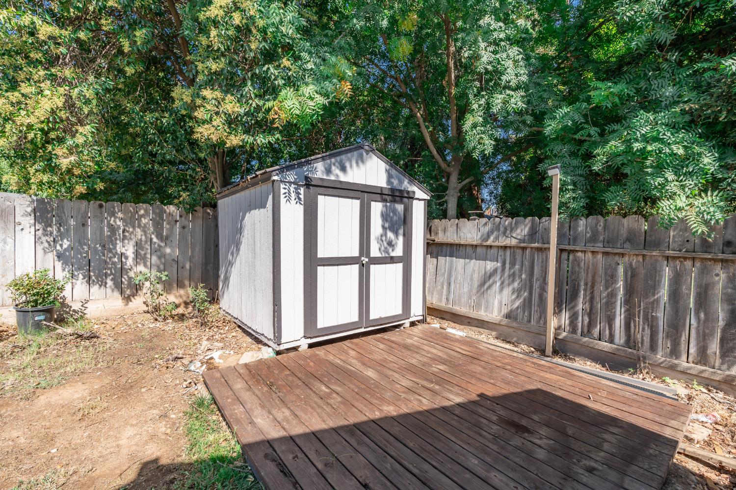 6607 N Maroa Ave, Fresno, CA 93704