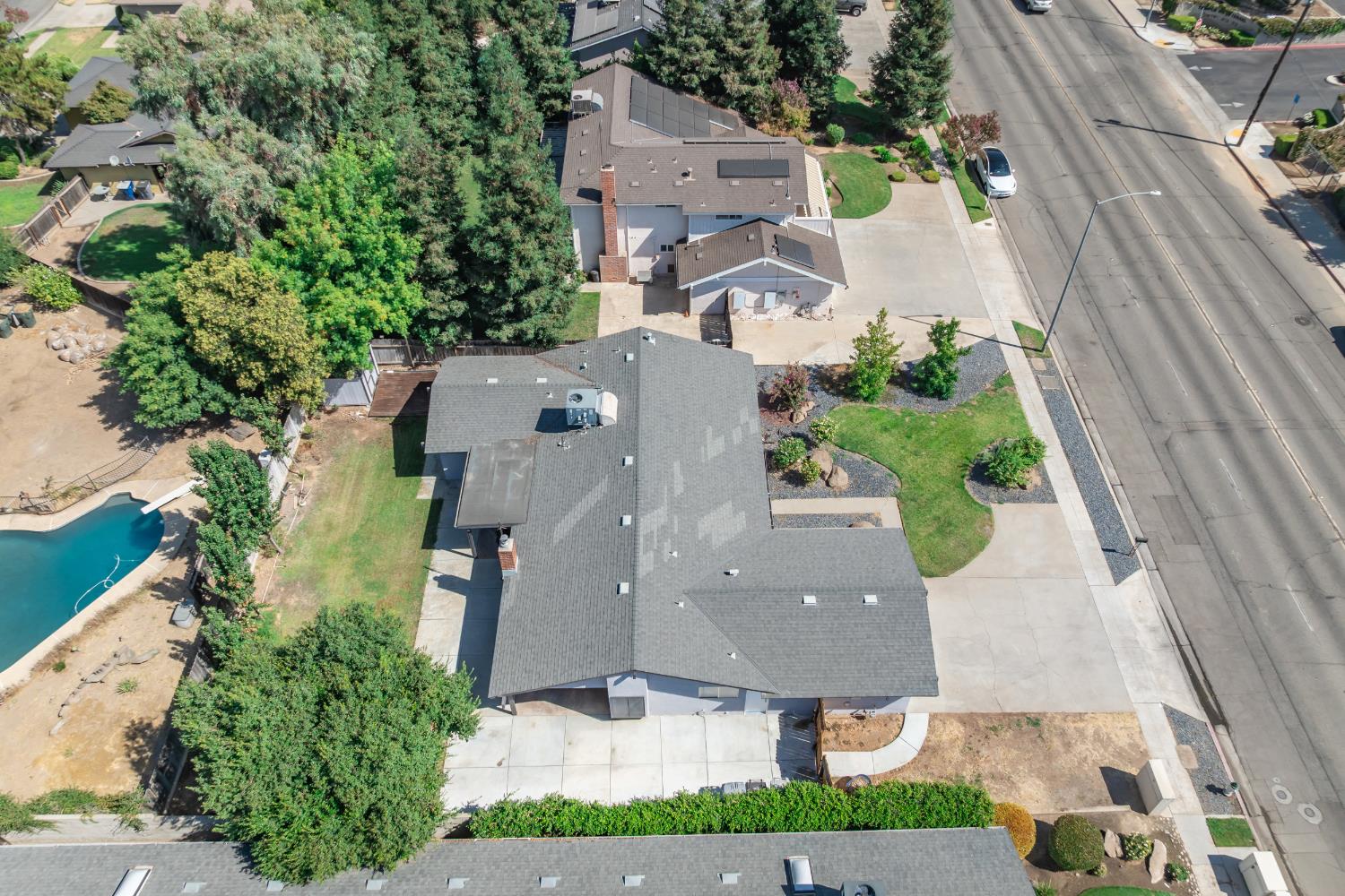 6607 N Maroa Ave, Fresno, CA 93704