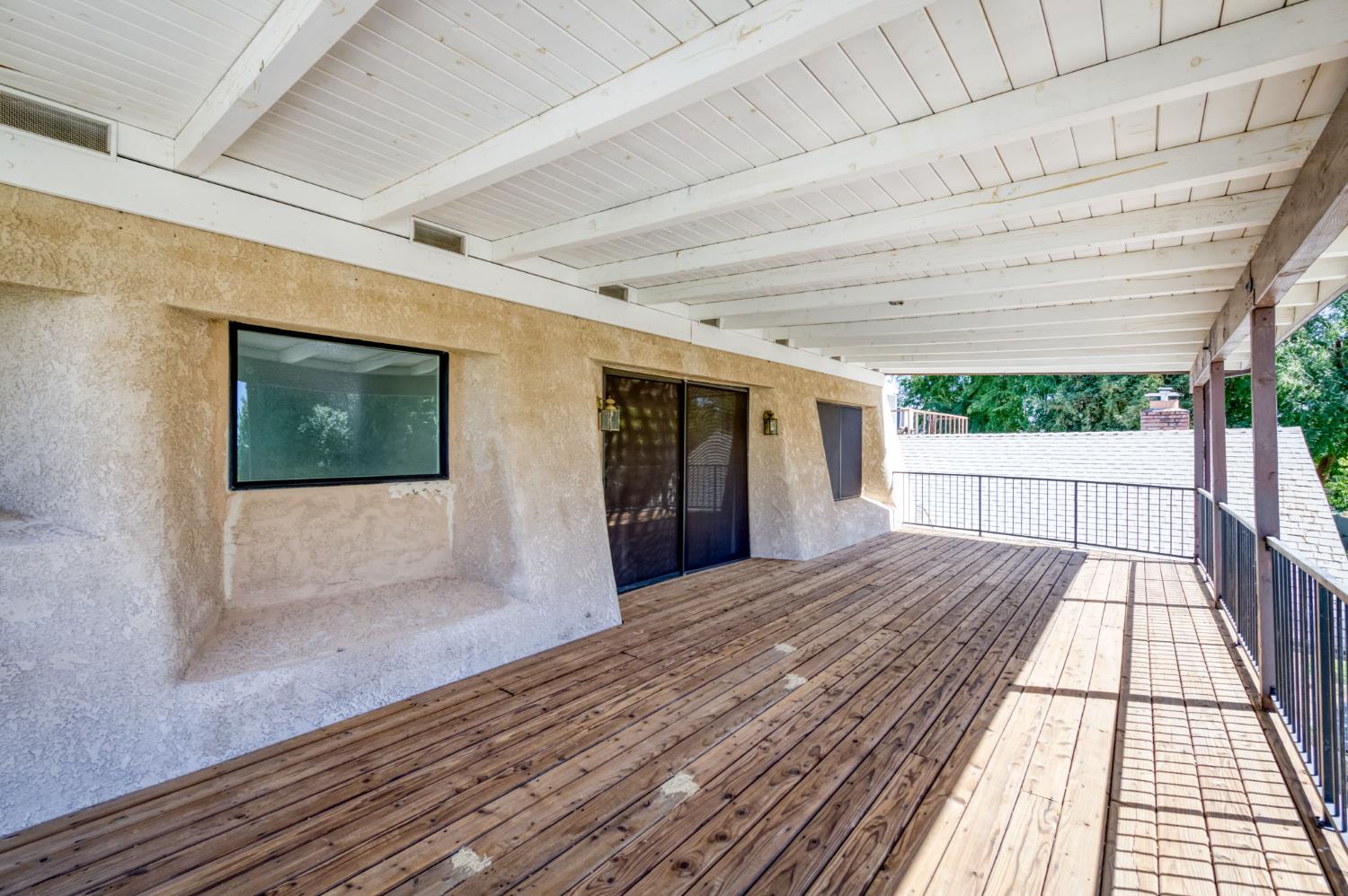 541 N De Wolf Ave, Fresno, CA 93737