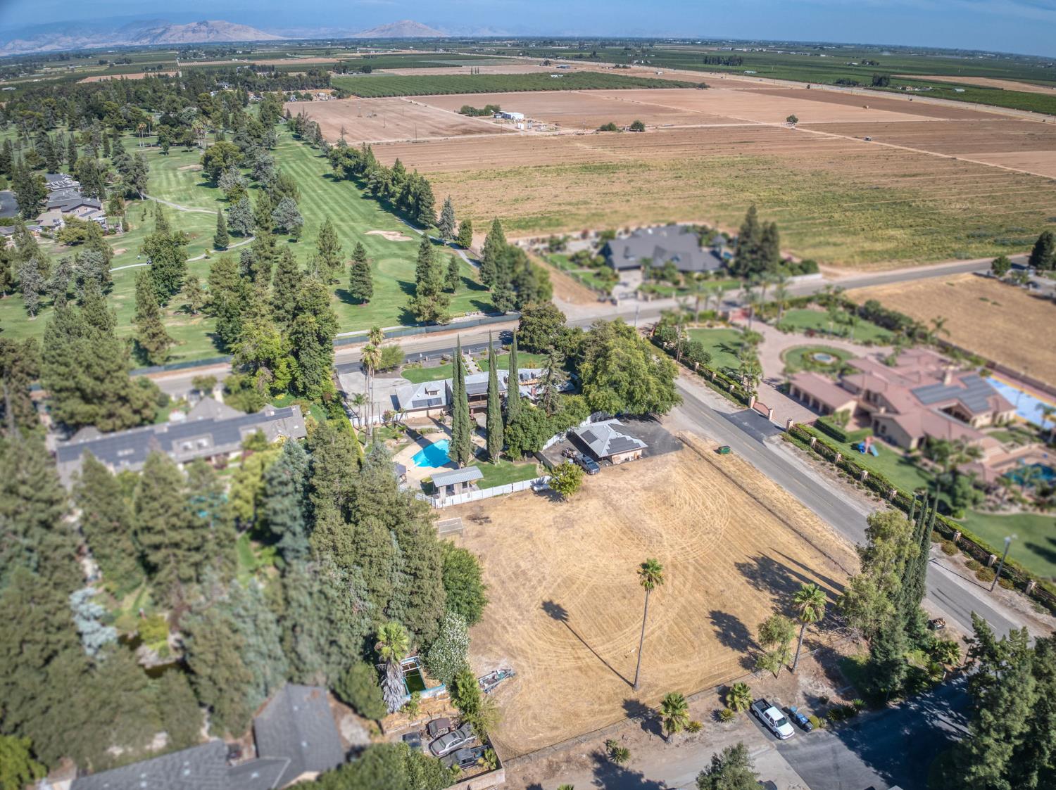 541 N De Wolf Ave, Fresno, CA 93737