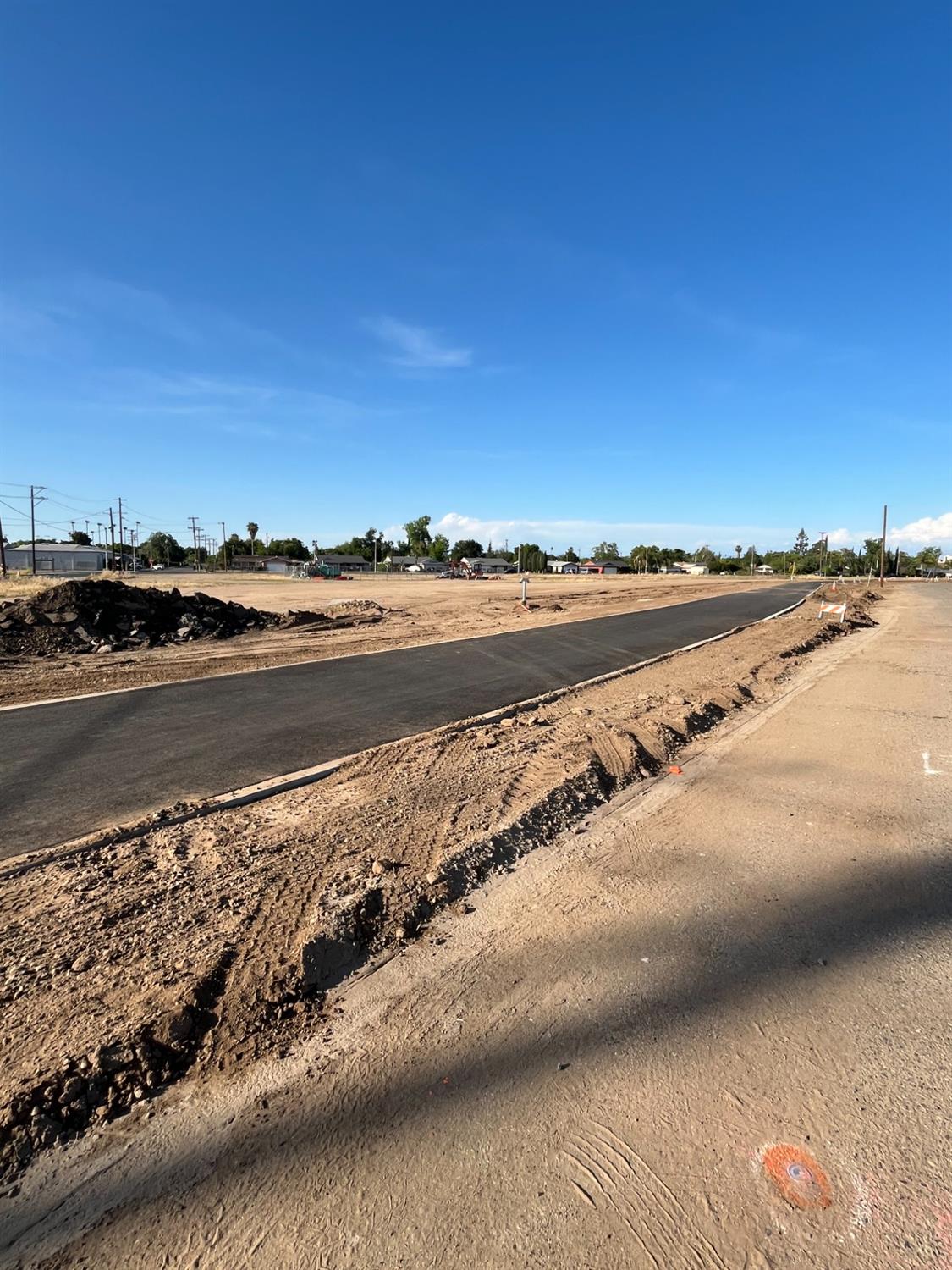 437 W Cesar Chavez, Fresno, CA 93706