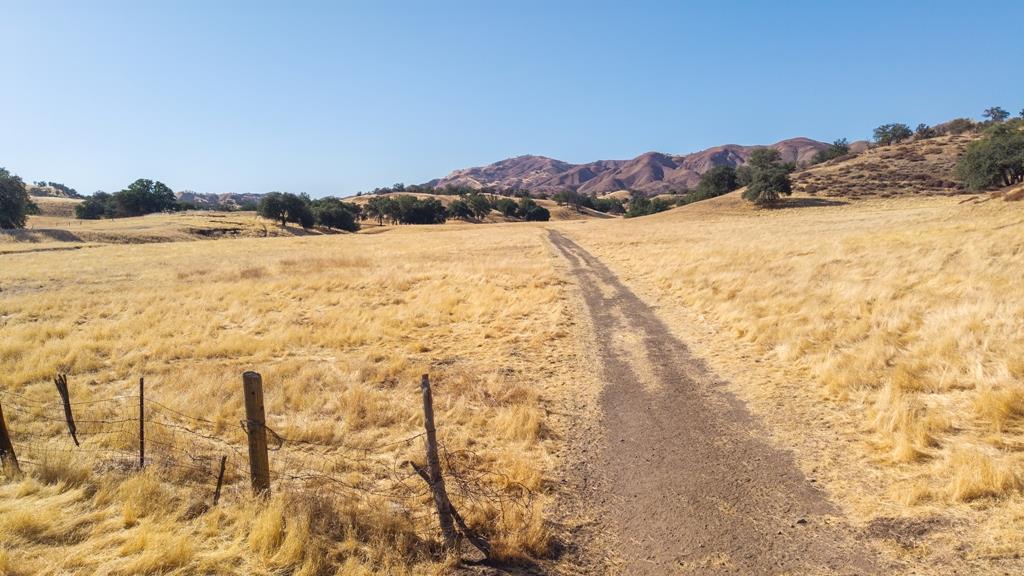 47069 Crump Ln, Coalinga, CA 93210